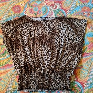 Leopard print short sleeve blouse